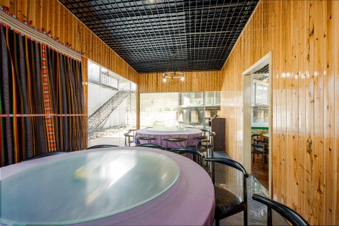 新都桥星梦酒店