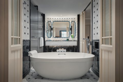 深圳南山威尼斯英迪格酒店