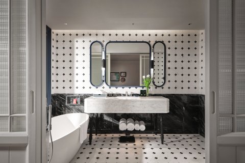 深圳南山威尼斯英迪格酒店