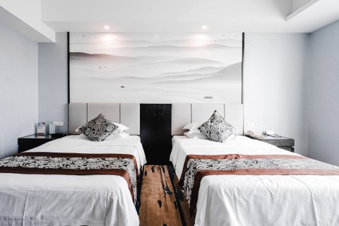 云和华威国际大酒店