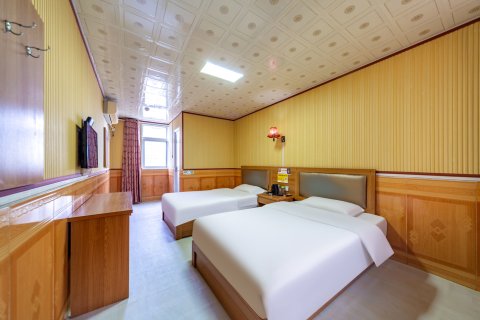 城乡宾馆(南阳火车站店)