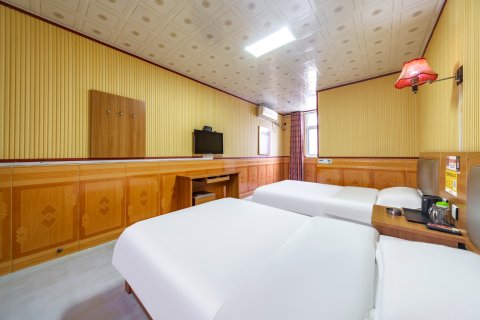 城乡宾馆(南阳火车站店)