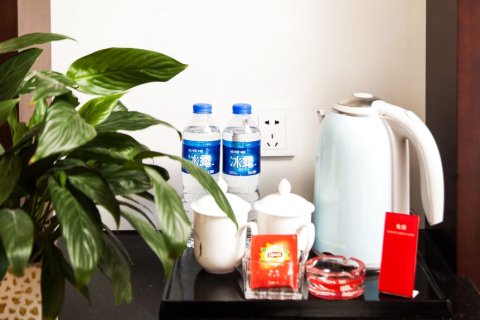 U+优加精选酒店(成都文理学院金堂校区店)