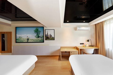 艺龙瑞云酒店(南京新街口德基广场店)