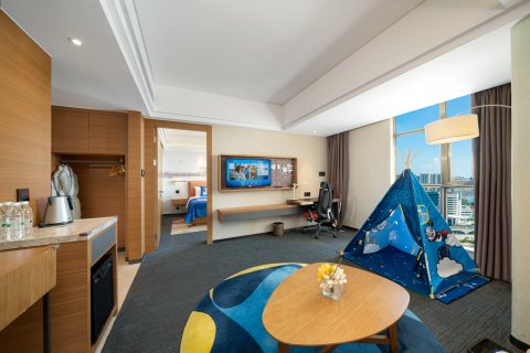 北海高铁站希尔顿欢朋酒店