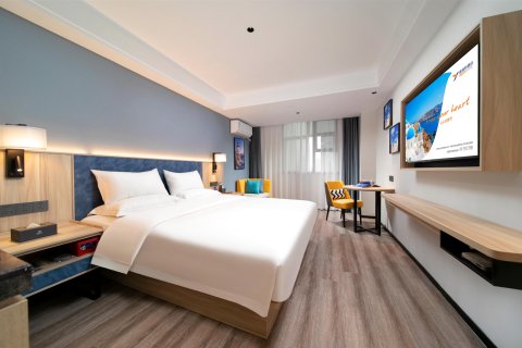 雅斯特酒店(咸宁温泉路中心花坛店)