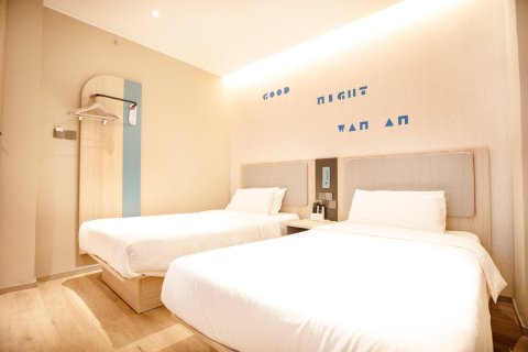 如家酒店·neo(开封鼓楼大相国寺店)