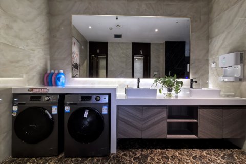 豪斯顿国际酒店(龙岩万宝广场中山路步行街店)