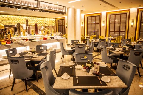 兰州飞天大酒店(兰州大学地铁站店)