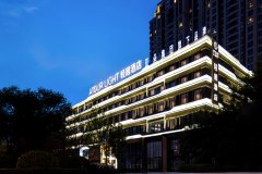 太原南站南中环轻居酒店