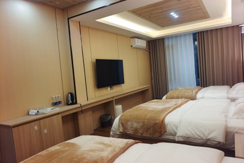 轿子雪山缘何酒店