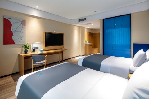 兰欧尚品酒店(阳泉平定县综合办公大楼青银高速出入口店)