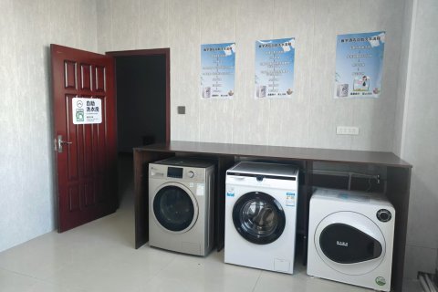 临河区振宇酒店(临河高铁站维多利商厦店)