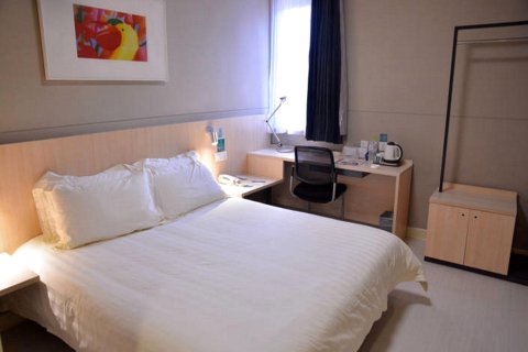 锦江之星(四平平东大路万达广场店)