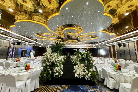 库尔勒梨城花园酒店