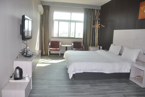 金海之星商务酒店(邓州火车站店)