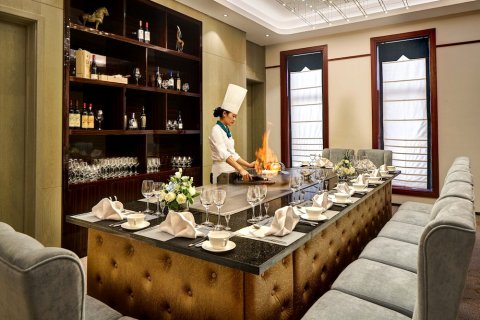 鄂尔多斯皇冠假日酒店