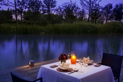 阳澄湖费尔蒙酒店