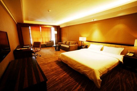 曼哈顿大酒店(哈尔滨中央大街索菲亚广场店)