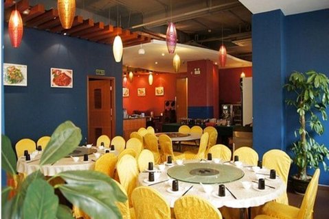 东方客栈(东莞国贸鸿福路地铁站店)