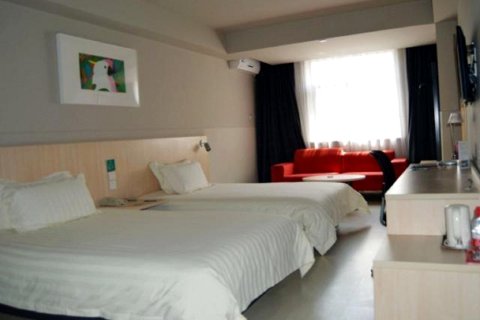 锦江之星酒店(阜阳红旗中学二里井夜市店)