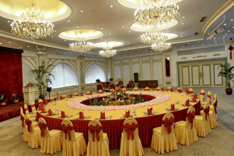 汕头金海湾大酒店(龙眼南路美食街万象城店)