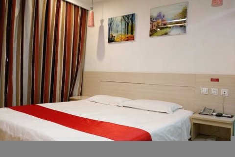 盛天快捷酒店(胶州财富中心店)