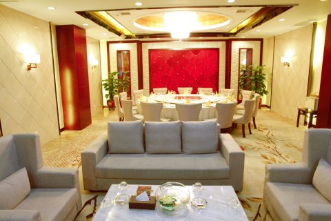 益阳华天大酒店