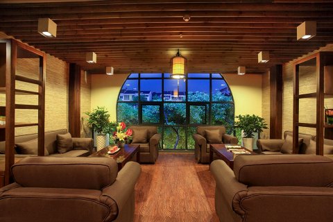 水月阁精品酒店(桂林两江四湖象山公园店)