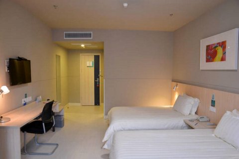 锦江之星(四平平东大路万达广场店)