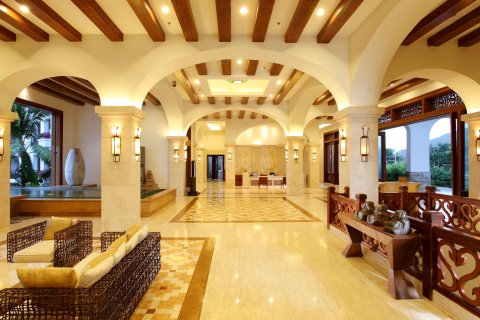 三亚亚龙湾爱琴海套房度假酒店