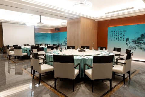 岳阳格兰云天大酒店(岳阳楼步行街店)