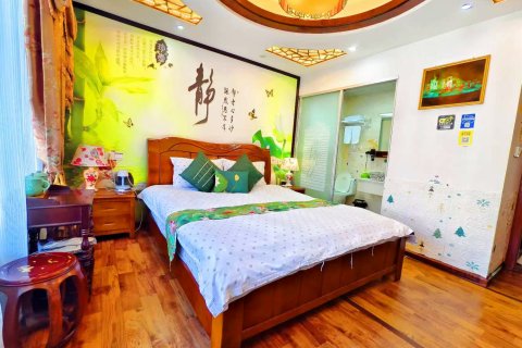 雨花春晓精品主题客栈(周庄古镇沈厅店)