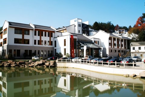 九华山聚龙大酒店