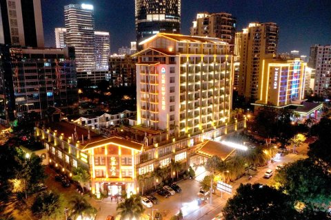 三亚亿源轩宇大酒店(市政务中心店)