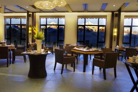 德钦高山别庄 · 梅里酒店