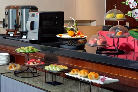 厦门滨北颐豪酒店(东渡客运码头建业路地铁站店)