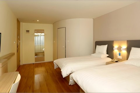 汉庭酒店(杭州西湖湖滨银泰店)