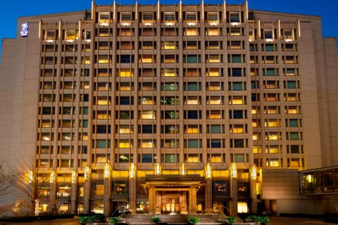 北京丽思卡尔顿酒店(华贸中心)