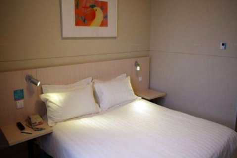 锦江之星(包头火车站店)