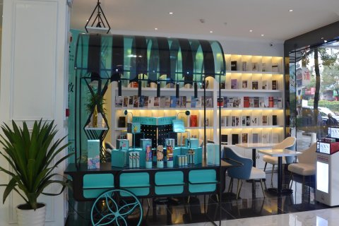 希岸·轻雅酒店(贵阳花溪公园学士路地铁站店)