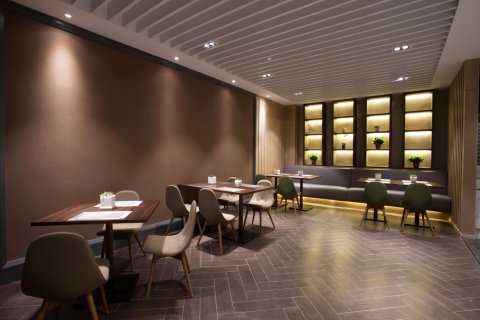 苏州金鸡湖博览中心亚朵酒店