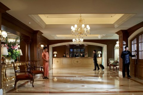 北京丽思卡尔顿酒店(华贸中心)