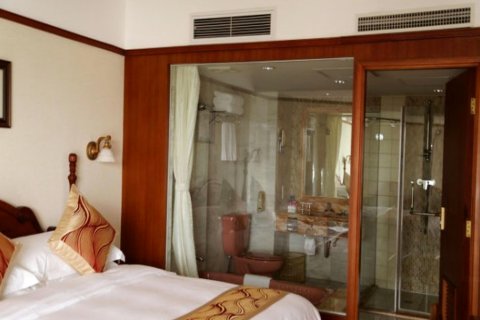 青岛汇泉王朝大饭店