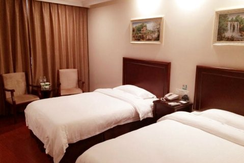 格林豪泰智选酒店(庐江御龙湾店)