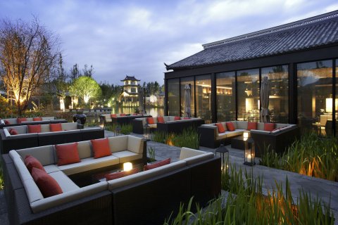 丽江铂尔曼度假酒店