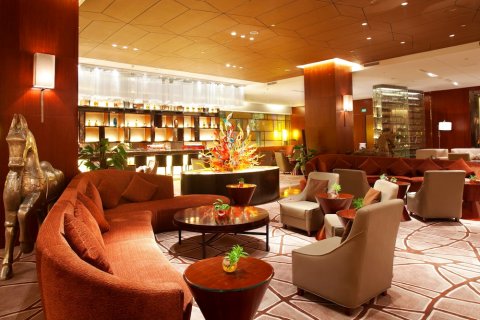 襄阳富力皇冠假日酒店(诸葛亮广场万达广场店)