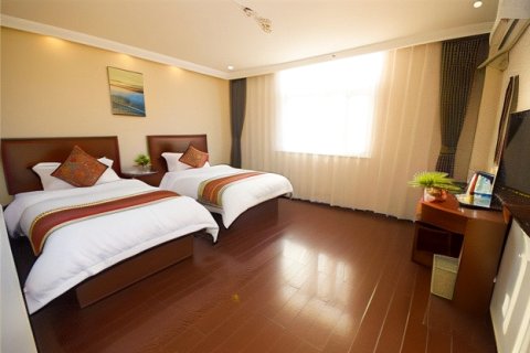 格林豪泰(肥东合裕路华东建材中心龙塘高速口店)