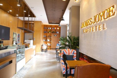 喆啡酒店(沈阳北站岐山路地铁站店)