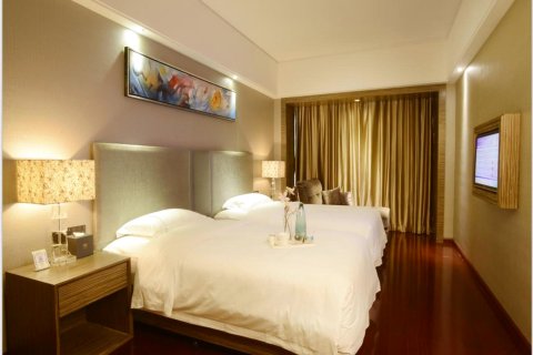 广州丽柏国际酒店(岗顶地铁站店)